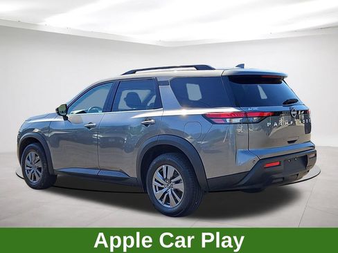 Used 2025 Nissan Pathfinder SV FWD image 5