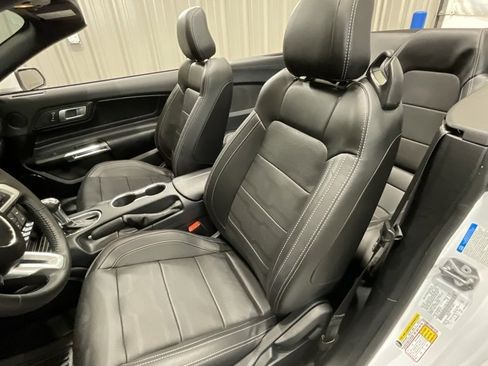 Used 2022 Ford Mustang GT Premium w/ GT Performance Package image 12