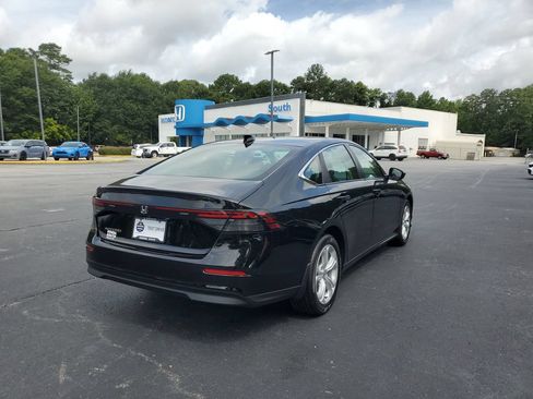 New 2026 Honda Accord LX image 6