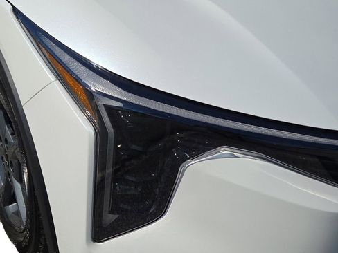 New 2026 Kia K4 LXS image 5