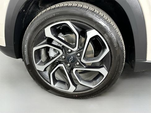 Used 2026 Chevrolet Trax RS w/ Driver Confidence Package image 29