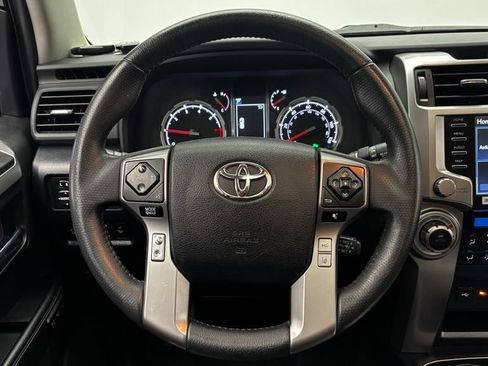 Used 2022 Toyota 4Runner Limited AWD/4WD image 27