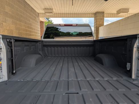 Used 2024 Chevrolet Silverado 2500 Custom w/ Custom Value Package AWD/4WD image 18