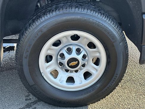 Used 2023 Chevrolet Silverado 3500 W/T w/ Gooseneck/5TH Wheel Package image 27