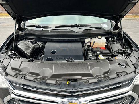 Used 2021 Chevrolet Traverse LT w/ LPO, Floor Liner Package image 30