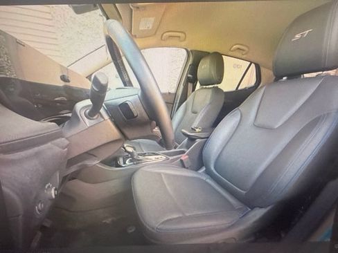 Used 2026 Buick Encore GX Sport Touring w/ Comfort Package FWD image 5