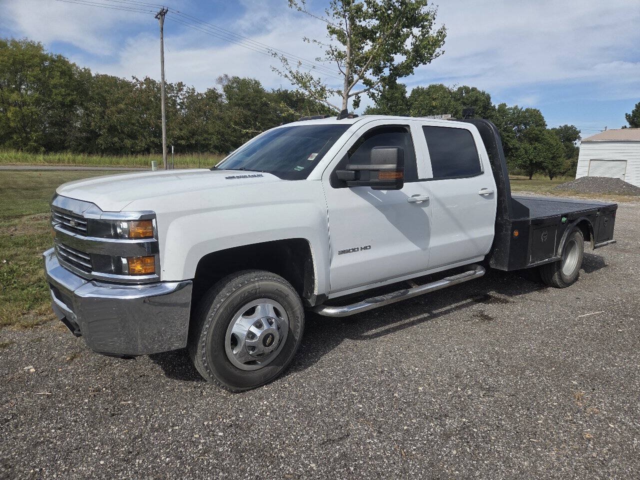 Used 2016 Chevrolet Silverado 3500 LT w/ Snow Plow Prep Package AWD/4WD image 1