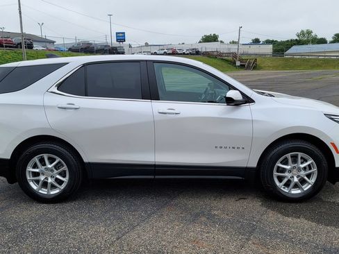 Used 2022 Chevrolet Equinox LT AWD/4WD image 14