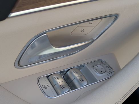 New 2025 Mercedes-Benz GLE 350 4MATIC image 16