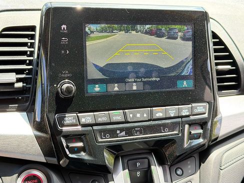 Used 2023 Honda Odyssey EX-L image 11