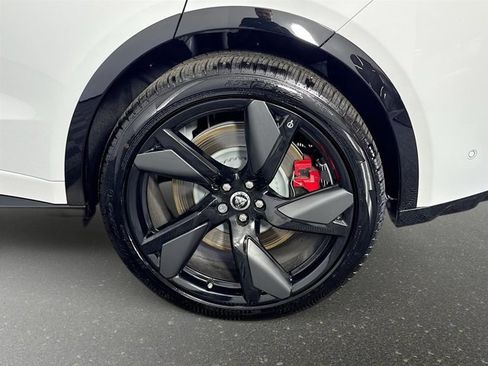 New 2026 Jaguar F-PACE SVR image 33