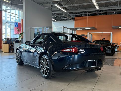 Used 2021 MAZDA MX-5 Miata RF Grand Touring image 3