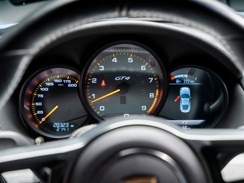 Used 2016 Porsche Cayman GT4 image 47