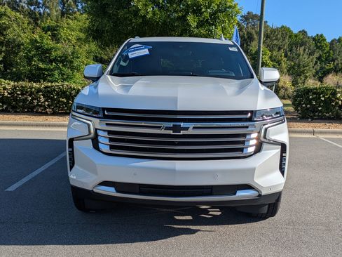 Used 2024 Chevrolet Tahoe High Country w/ Advanced Technology Package AWD/4WD image 9