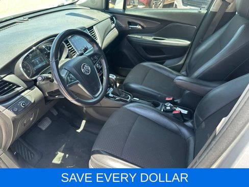 Used 2020 Buick Encore Preferred FWD image 9