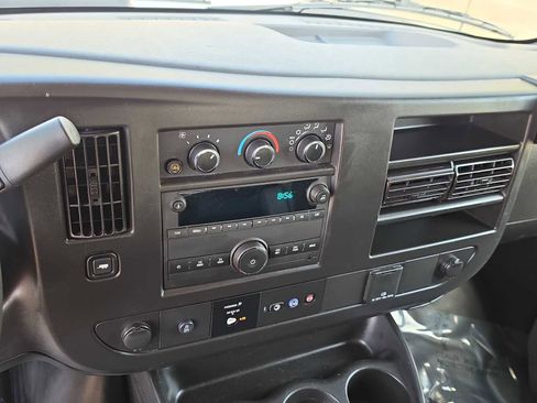 Used 2024 Chevrolet Express 2500 w/ Driver Convenience Package image 19