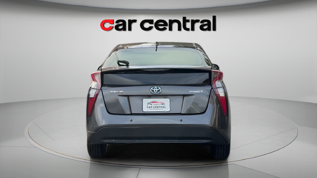 Used 2018 Toyota Prius Two w/ Prius Two Safety Plus Package FWD image 5