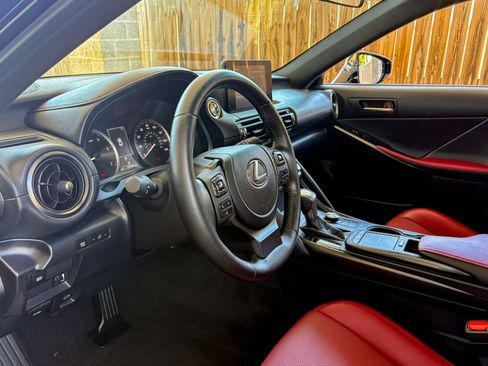 Used 2025 Lexus IS 350 F Sport RWD image 7