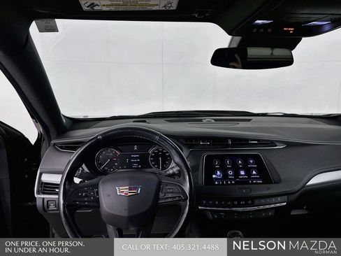 Used 2019 Cadillac XT4 Premium Luxury AWD/4WD image 25