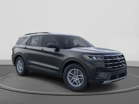 New 2026 Ford Explorer Active image 7