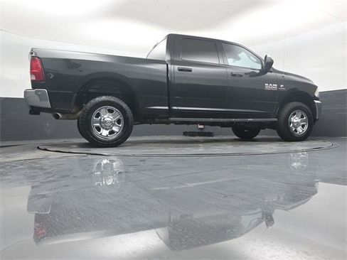 Used 2018 RAM 2500 Tradesman w/ Chrome Appearance Group image 38