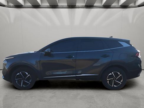 Used 2023 Kia Sportage LX image 13