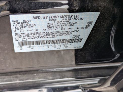 Certified 2025 Ford Maverick Lobo image 38