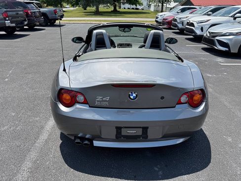 Used 2004 BMW Z4 2.5i RWD image 6
