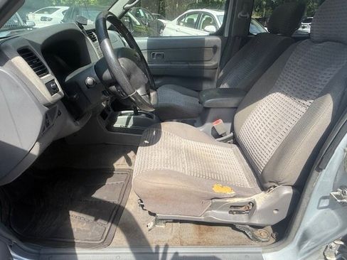 Used 2001 Nissan Xterra SE image 9