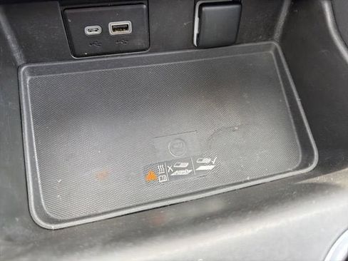 Used 2023 GMC Yukon XL AT4 w/ Technology Package AWD/4WD image 27