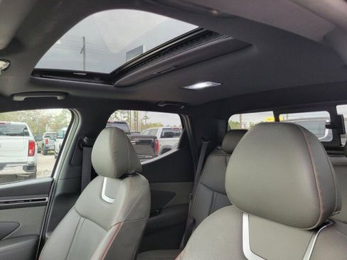 Used 2023 Hyundai Santa Cruz Limited image 24