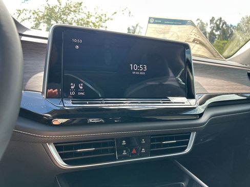 New 2026 Volkswagen Atlas SEL image 26