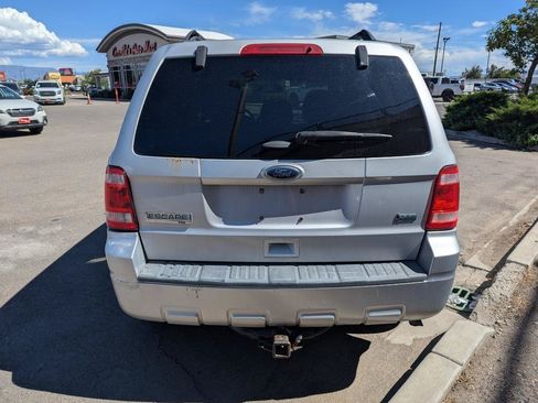 Used 2011 Ford Escape XLT AWD/4WD image 4