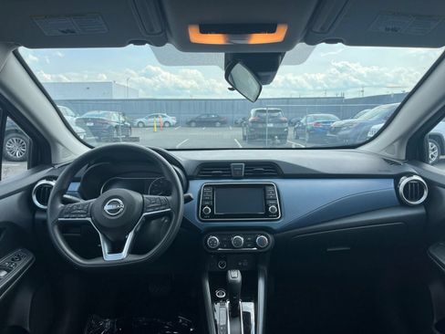 Used 2025 Nissan Versa SV FWD image 32