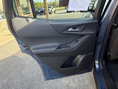 Used 2025 Chevrolet Equinox LT image 16