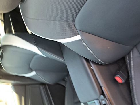 Used 2025 Toyota Camry SE w/ Multimedia Upgrade Package image 17