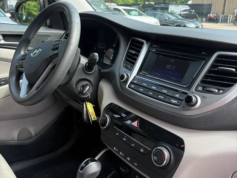 Used 2016 Hyundai Tucson SE FWD image 29