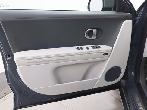 Used 2023 Hyundai Ioniq 5 Limited image 20