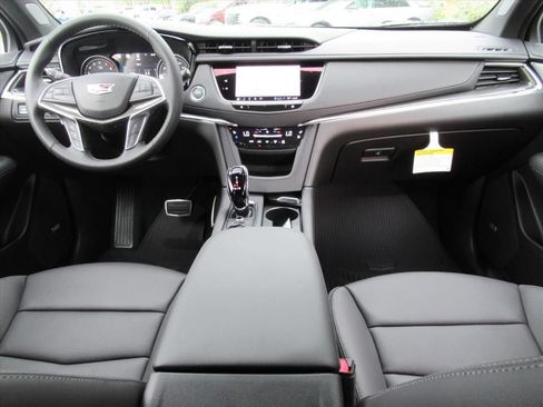 New 2026 Cadillac XT5 Sportv AWD/4WD image 11