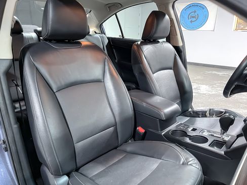 Used 2015 Subaru Legacy 2.5i Limited image 17