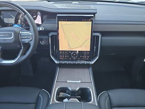 New 2026 GMC Acadia Denali w/ Super Cruise Package FWD image 13