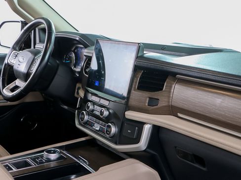 Used 2023 Ford Expedition Max Limited image 28