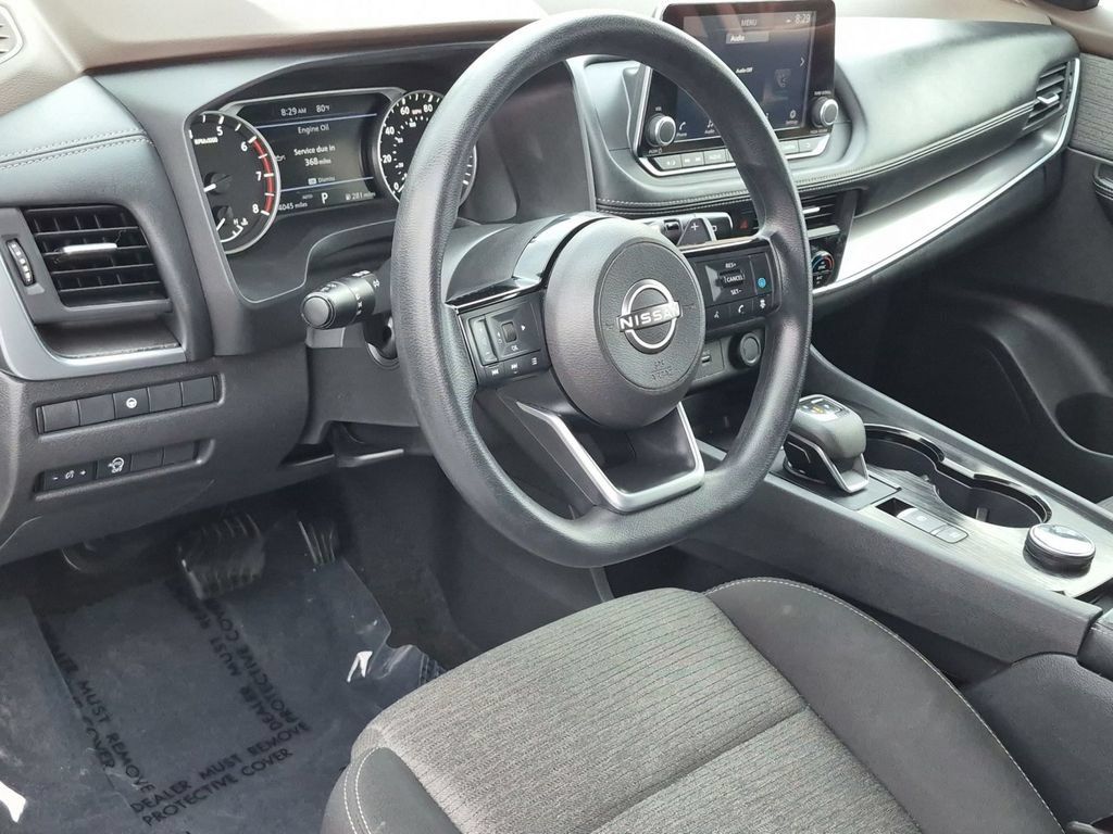 Used 2023 Nissan Rogue SV AWD/4WD image 14