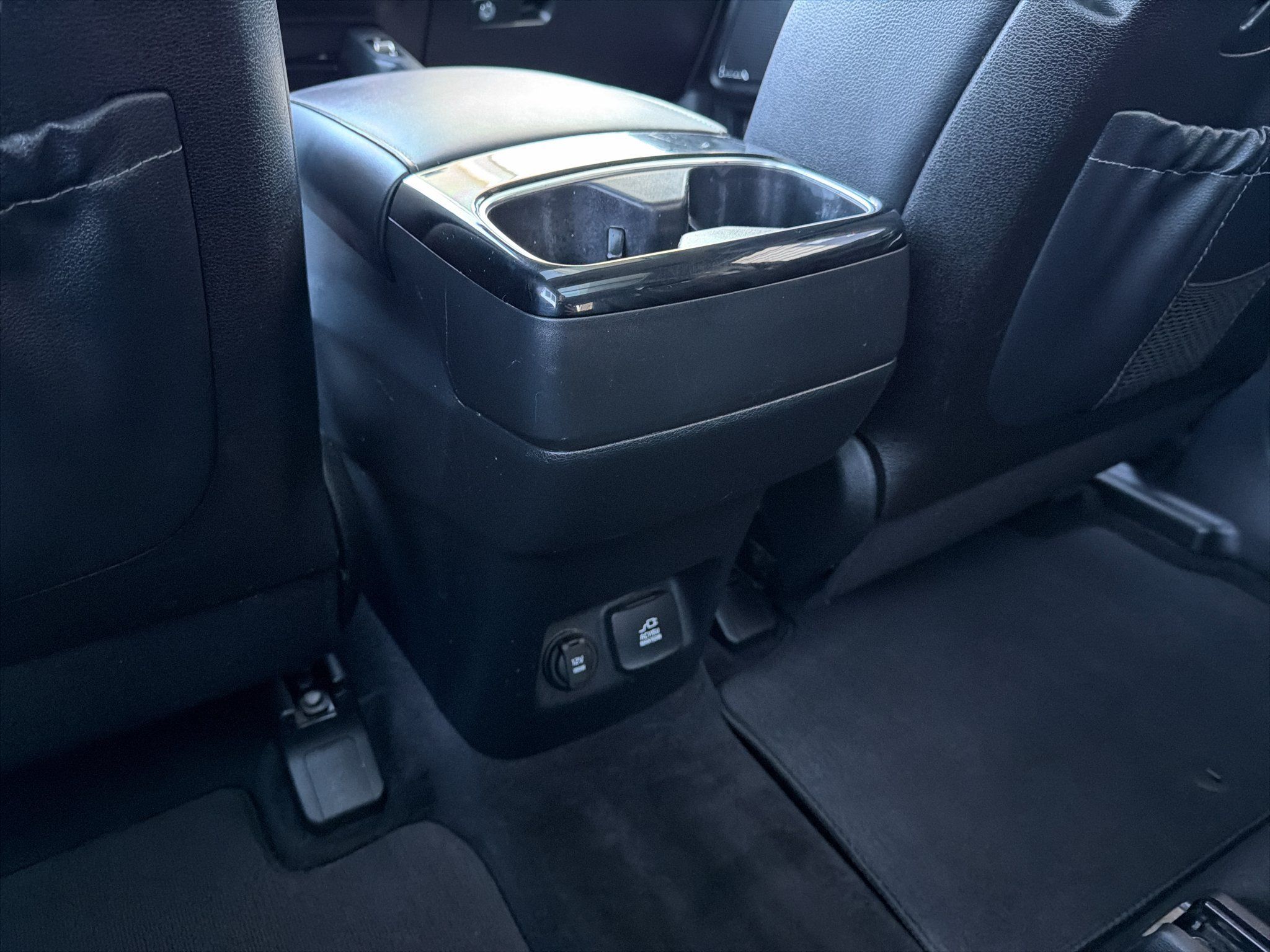 Used 2022 Kia Telluride SX AWD/4WD image 22