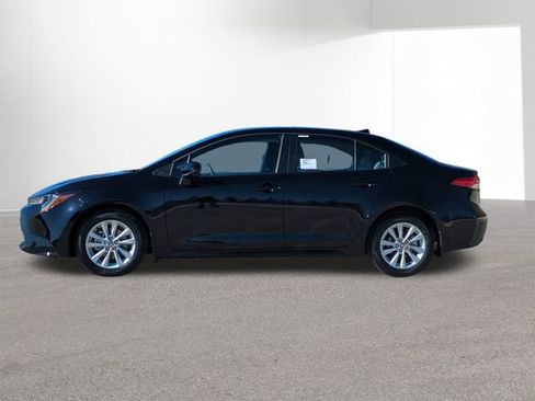 New 2026 Toyota Corolla LE image 9