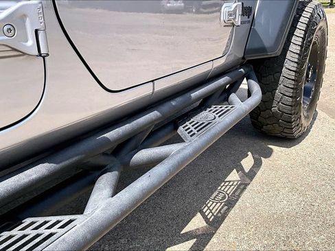 Used 2020 Jeep Gladiator Sport w/ Quick Order Package 24S AWD/4WD image 36