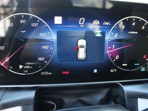 Used 2026 Mercedes-Benz GLC 300 image 19