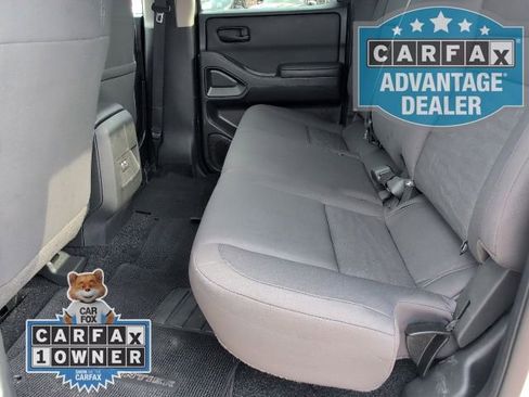 Used 2024 Nissan Frontier S w/ Tow Package image 7