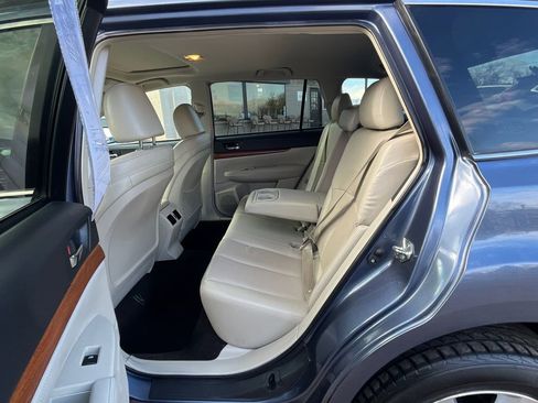 Used 2014 Subaru Outback 2.5i Limited image 21