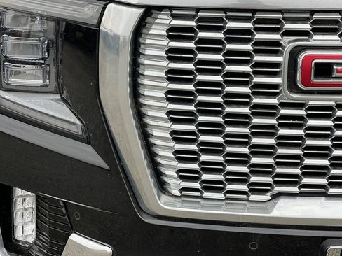 Used 2023 GMC Yukon Denali w/ Max Trailering Package image 47